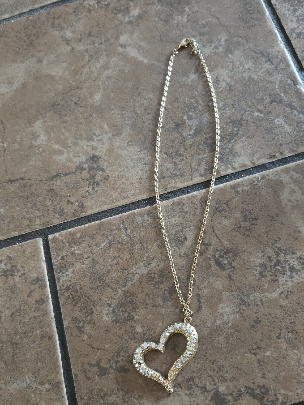⭐️✨️Gold Heart Pendant Necklace with Crystal Accents - Women Jewelry ⭐️✨️